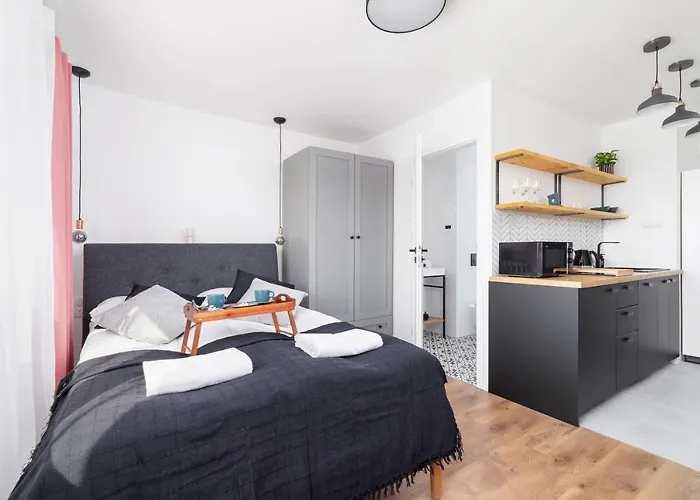 Apartments Kraków Czarnowiejska by Renters, Polska