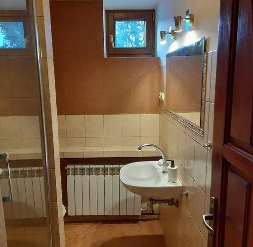 Апартаменти Bronowice- Parter Domu Краків, Польща