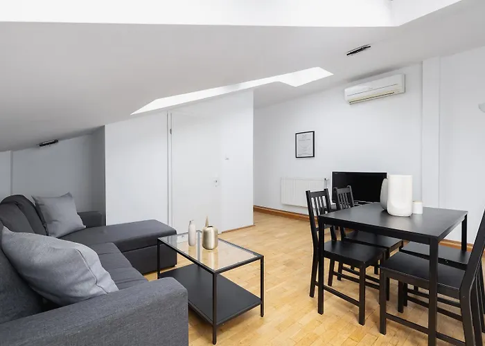 1 Bedroom Apartment With Ac - Dluga 65 Street Краків, Польща