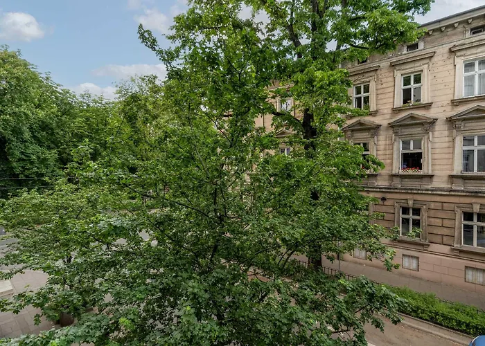 Old Town Apartment With Mezzanine By Bookinghost Kraków, Polska