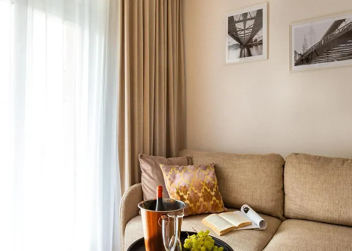 Canvas House By Fragola Collection Krakau, Polen