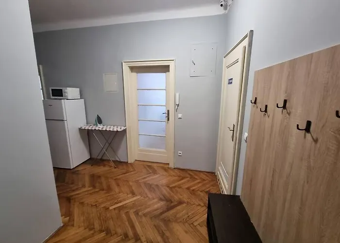 Fantastic Krk - Kr6 Room F Краків, Польща