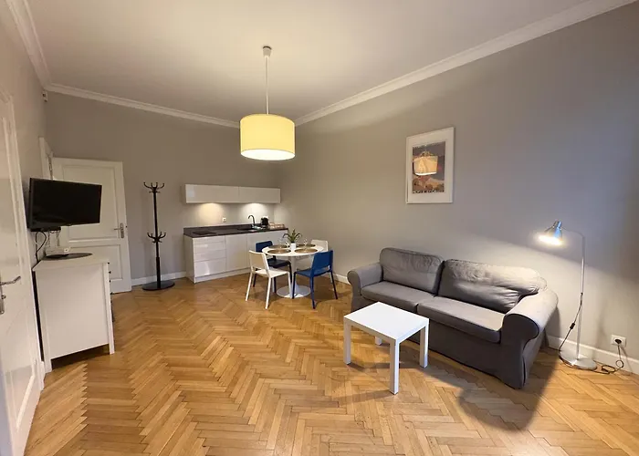 Central Place Warszawska Краків, Польща