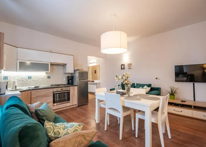 Cozy Apartment - Bosacka 10 Street Cracovia, Polonia