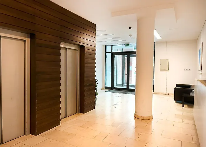 Przytulny Apartament przy dworcu i Galerii Krakowskiej, Kraków centrum, Polska