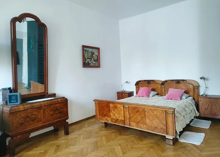 Nice Place Краків, Польща