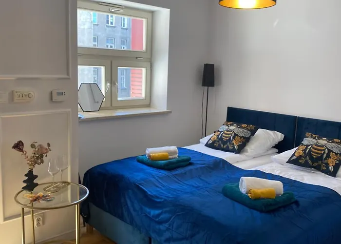 Queen Bee Apartments Cracow Old Town Краків, Польща