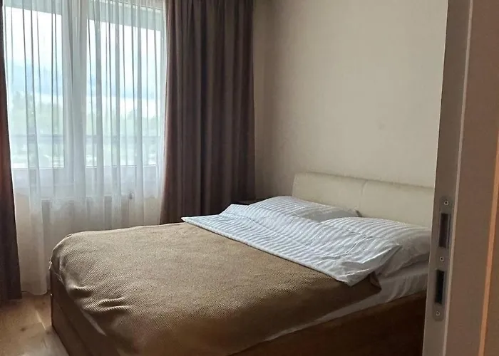 Tutu Krakow Comfort, Polonia