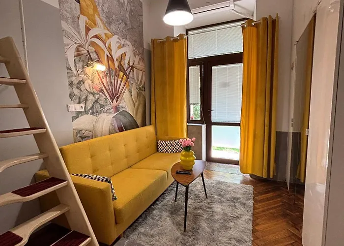 Parrot Apartment Main Station Cracow Краків, Польща
