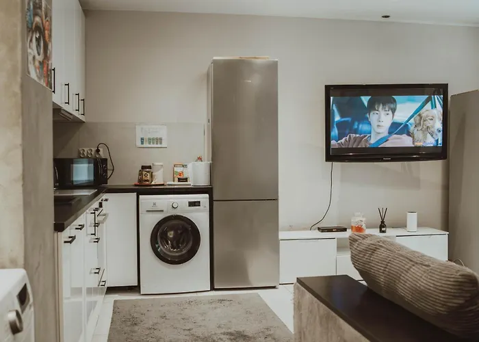 Grand Comfort 3 Bedroom, 3 Bathroom, Ground Floor&Fresh Air Краків, Польща