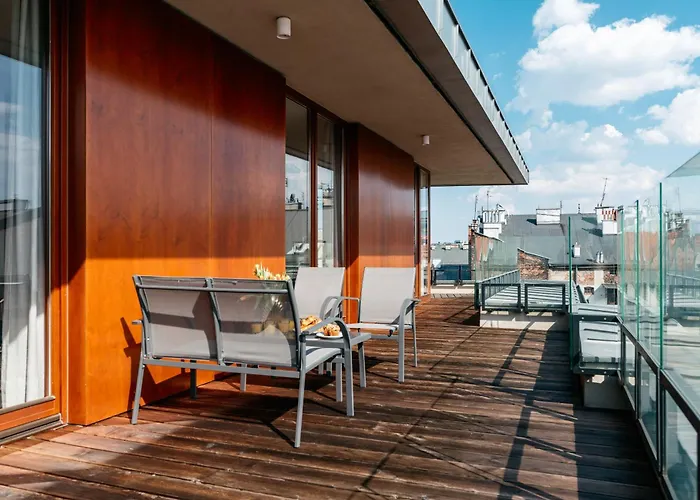 Tyzenhauz Apartments Krowoderska Street Краків, Польща