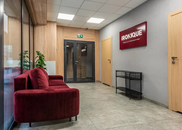 Ironique By Mb Apartments Krakau, Polen