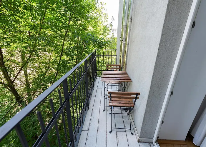 Premium Apartment Old Town Topolowa Краків, Польща