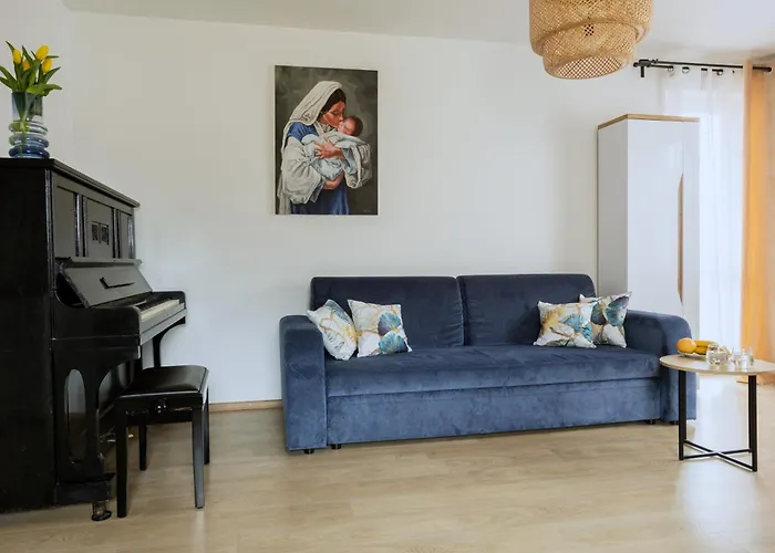 Miriam Piano Apartment With Parking - Krakow Borkowska, Польща