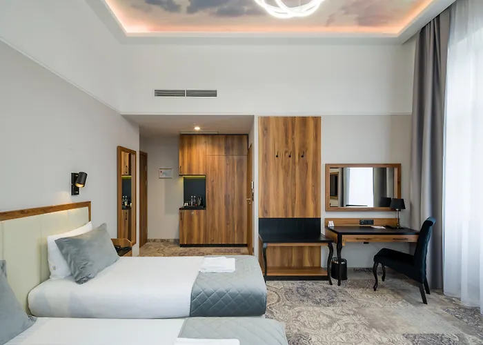 Sky Hotel Kraków, Polska