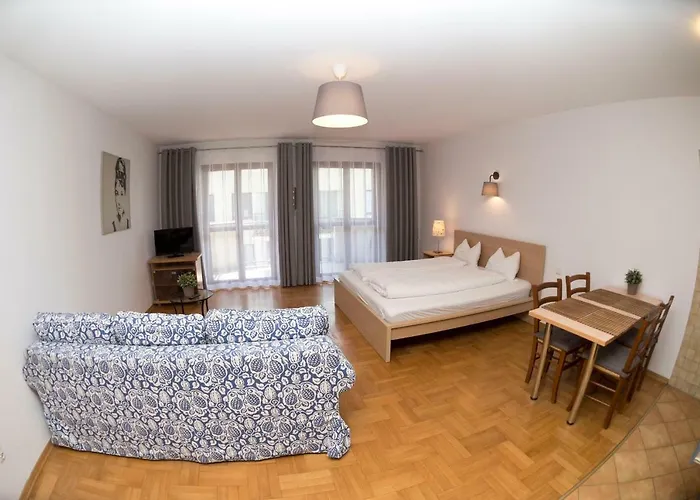 Villa Verona Krakov, Polsko