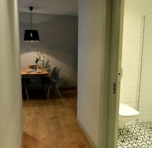 Jewish Quarter Comfort - In City Apartments Краків, Польща