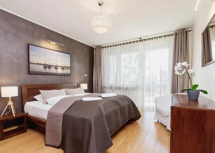 Apartments Obopolna Cracow By Noclegi Renters Краків, Польща