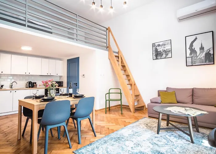 Tower Street Apartments By Mb Apartments